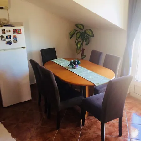 Zelenika Apartman ポドゴリツァ